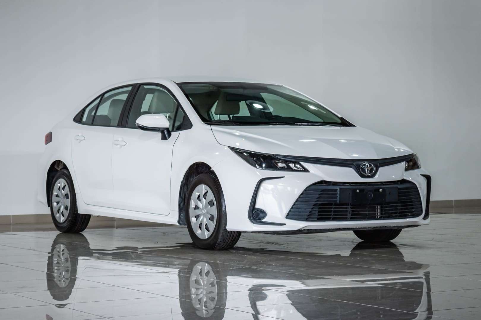 TOYOTA-COROLLA-4